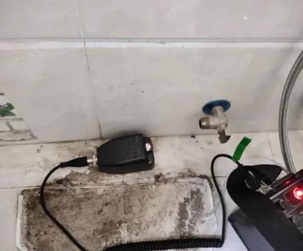 江西屋顶漏水维修公司分享下卫生间漏水的危害及解决方法